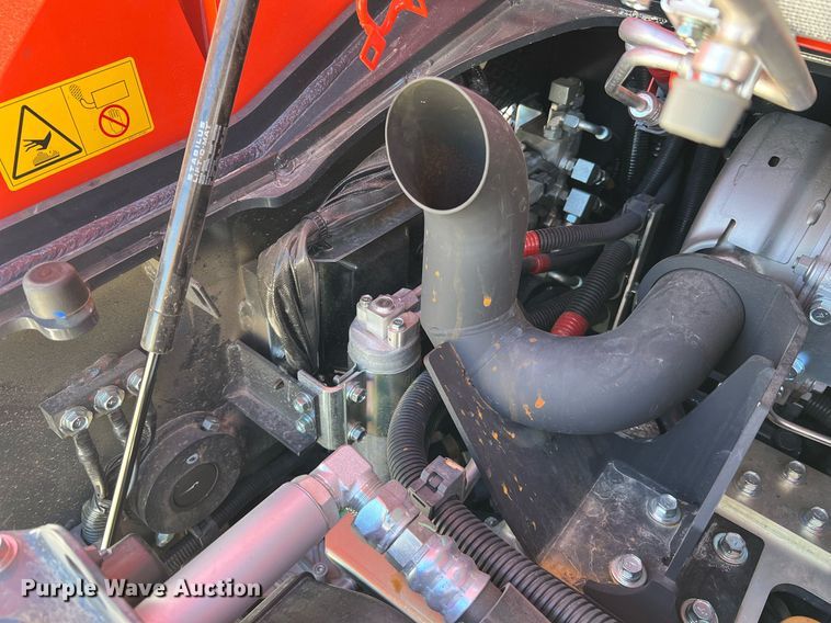 image for item LI9596 2022 Kubota SVL75-2  tracked skid steer loader