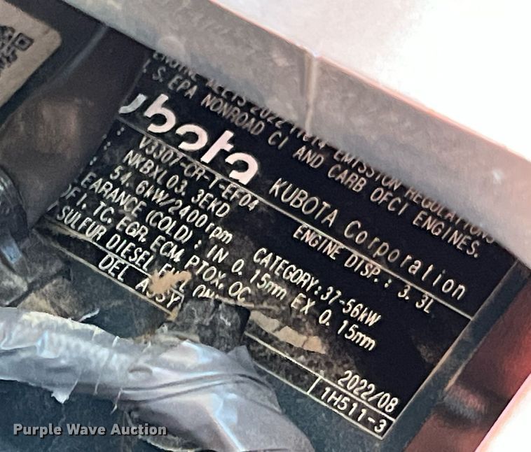 image for item LI9596 2022 Kubota SVL75-2  tracked skid steer loader