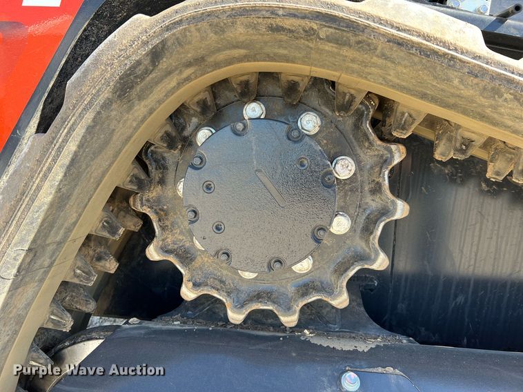 image for item LI9596 2022 Kubota SVL75-2  tracked skid steer loader