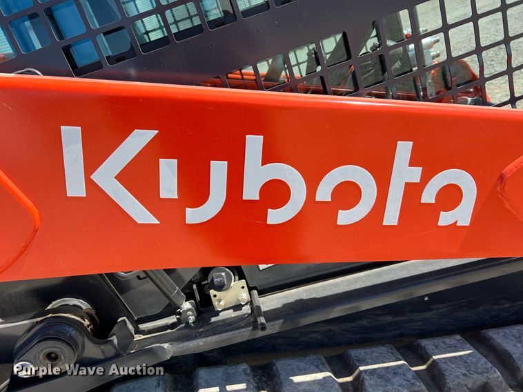 image for item LI9596 2022 Kubota SVL75-2  tracked skid steer loader