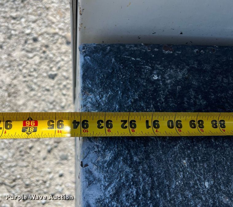 image for item LI9608 2003 Ford F550 Super Duty XL  bucket truck