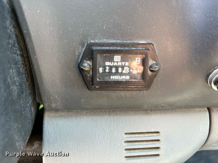 image for item LI9608 2003 Ford F550 Super Duty XL  bucket truck