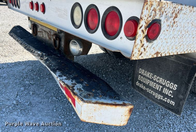 image for item LI9609 2003 Ford F550 Super Duty XL  bucket truck