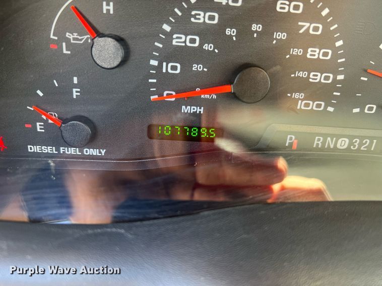 image for item LI9609 2003 Ford F550 Super Duty XL  bucket truck