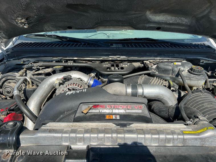 image for item LI9609 2003 Ford F550 Super Duty XL  bucket truck