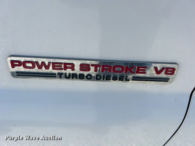 image for item LI9609 2003 Ford F550 Super Duty XL  bucket truck