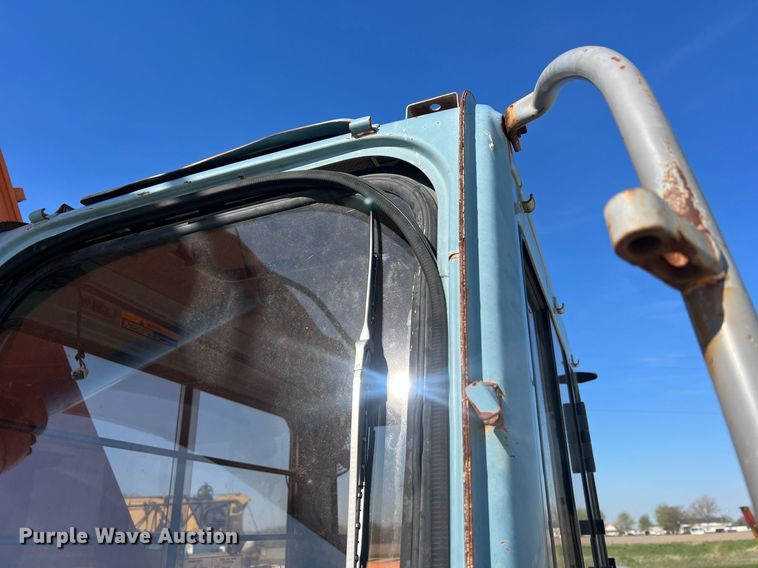 image for item LI9610 1995 Hitachi EX200LC-3  excavator