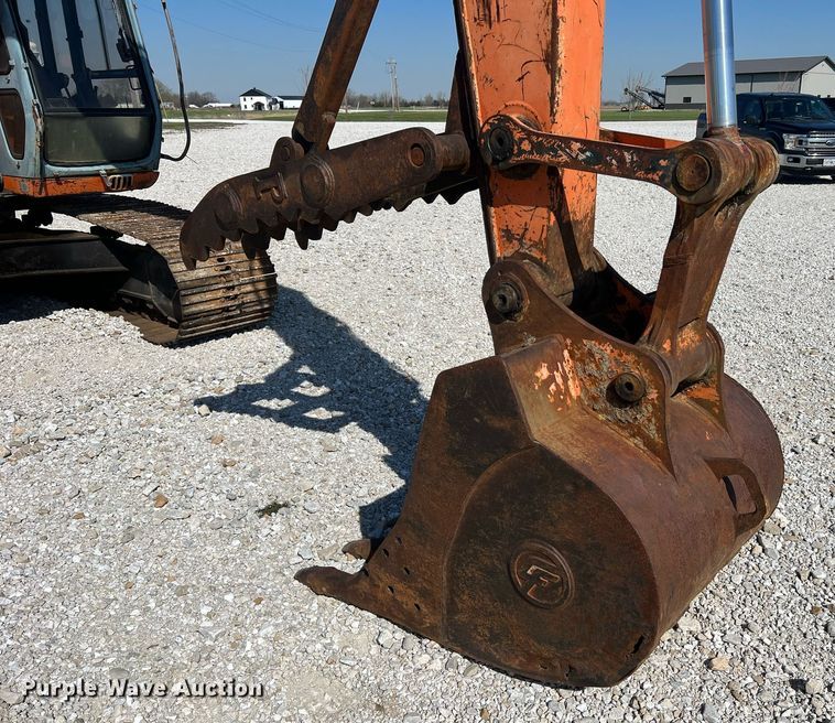 image for item LI9610 1995 Hitachi EX200LC-3  excavator