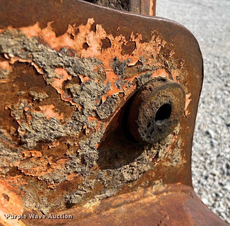 image for item LI9610 1995 Hitachi EX200LC-3  excavator