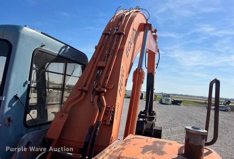 image for item LI9610 1995 Hitachi EX200LC-3  excavator