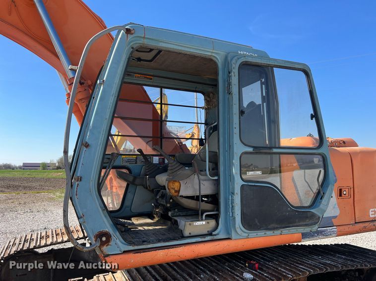 image for item LI9610 1995 Hitachi EX200LC-3  excavator