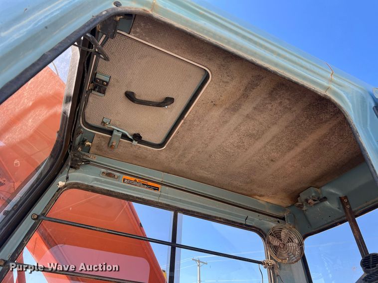 image for item LI9610 1995 Hitachi EX200LC-3  excavator