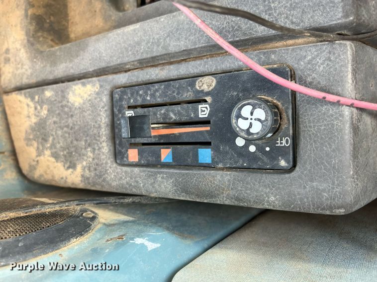 image for item LI9610 1995 Hitachi EX200LC-3  excavator