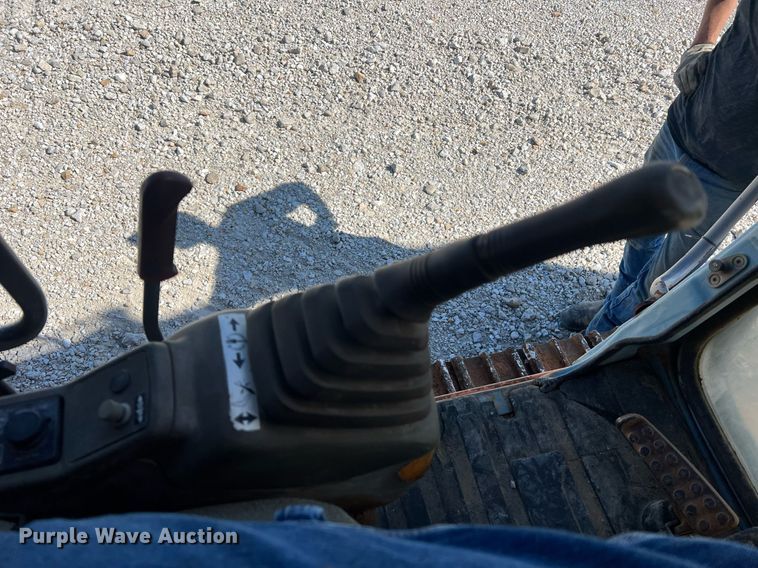 image for item LI9610 1995 Hitachi EX200LC-3  excavator