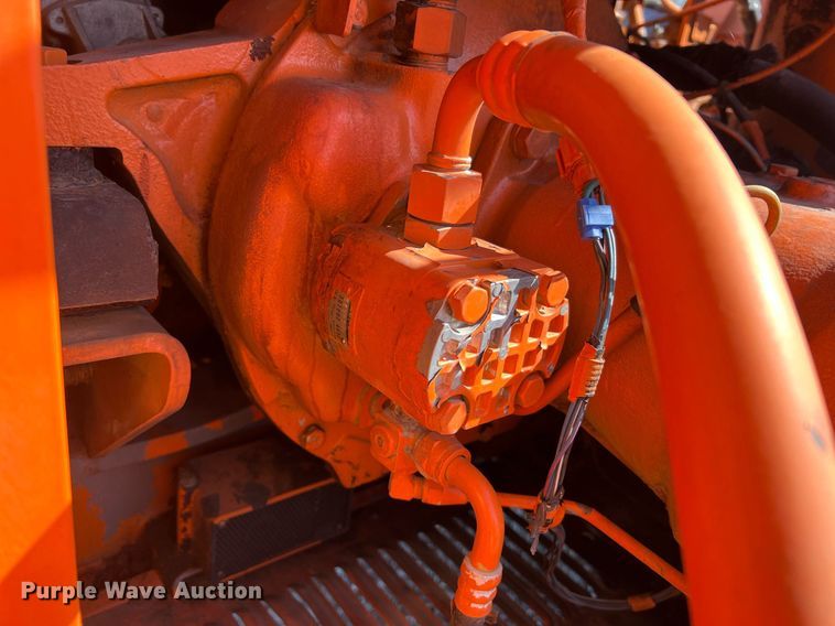 image for item LI9610 1995 Hitachi EX200LC-3  excavator