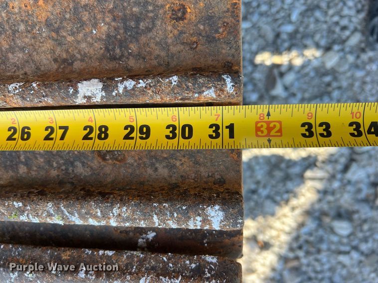 image for item LI9610 1995 Hitachi EX200LC-3  excavator