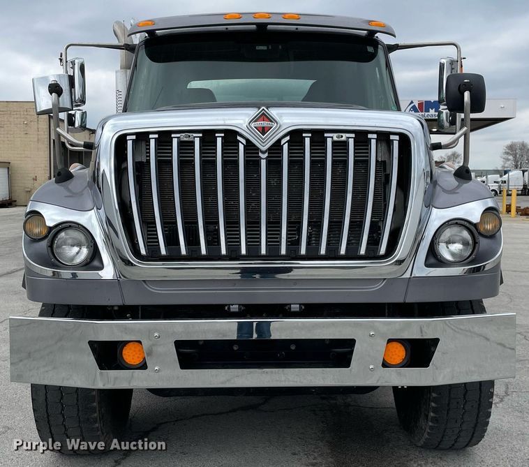 image for item LJ9593 2016 International 7600  vacuum truck