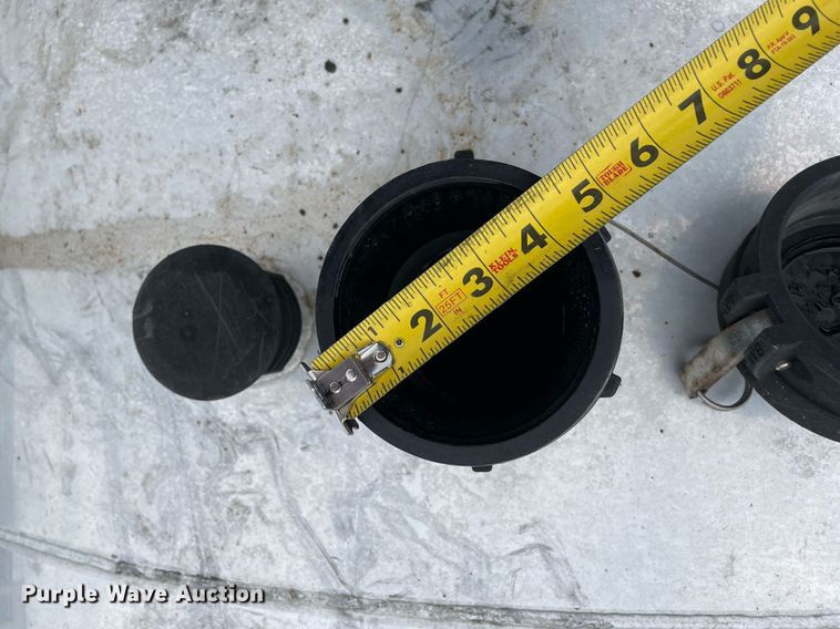 image for item LJ9593 2016 International 7600  vacuum truck