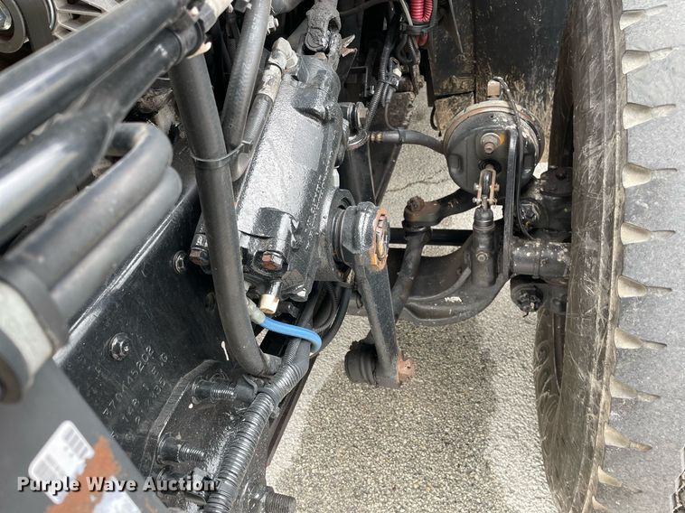 image for item LJ9593 2016 International 7600  vacuum truck