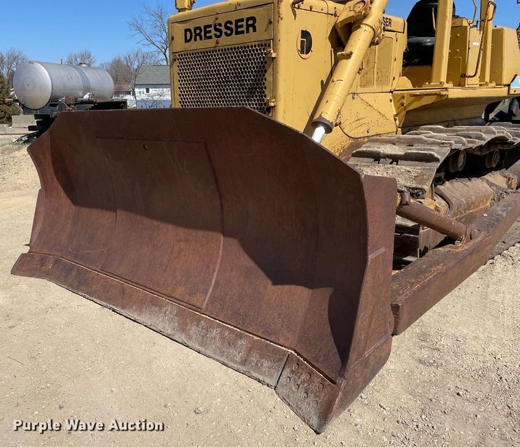image for item LJ9609 1987 Dresser TD20G  dozer with Bron tile plow