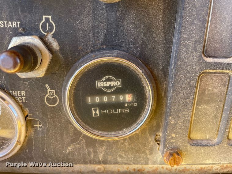 image for item LJ9609 1987 Dresser TD20G  dozer with Bron tile plow