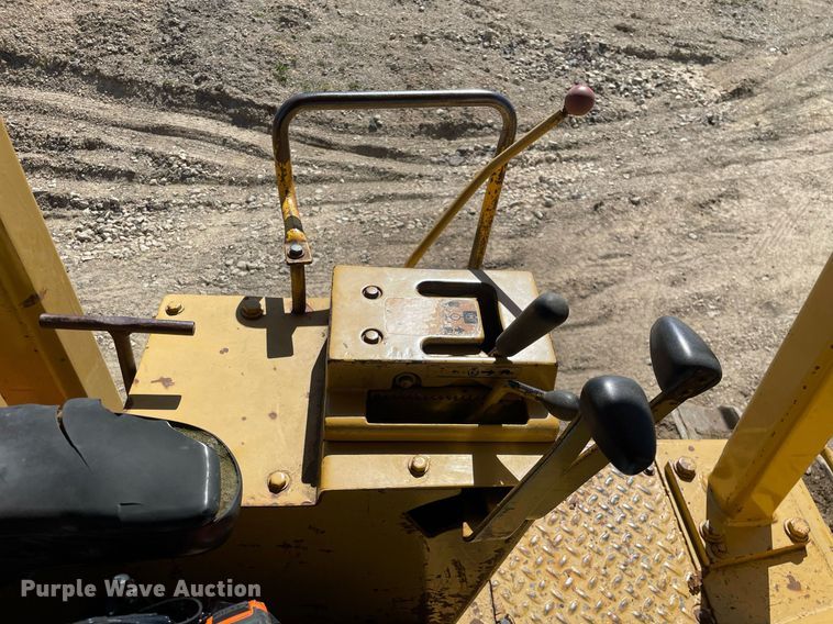 image for item LJ9609 1987 Dresser TD20G  dozer with Bron tile plow