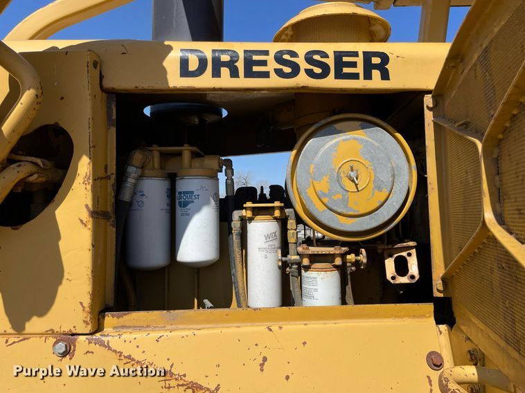 image for item LJ9609 1987 Dresser TD20G  dozer with Bron tile plow