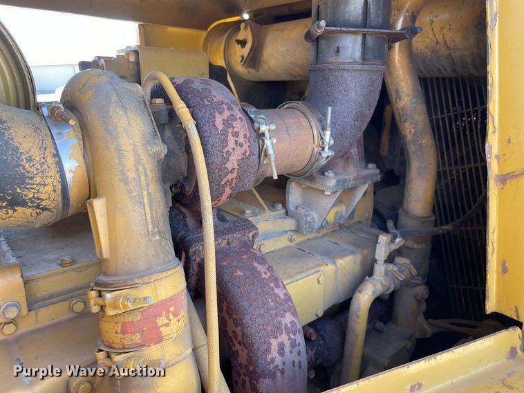 image for item LJ9609 1987 Dresser TD20G  dozer with Bron tile plow