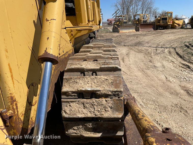 image for item LJ9609 1987 Dresser TD20G  dozer with Bron tile plow