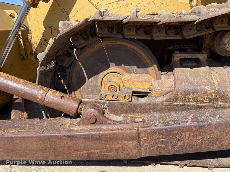 image for item LJ9609 1987 Dresser TD20G  dozer with Bron tile plow