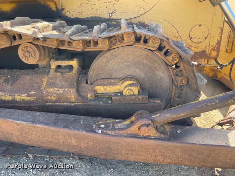 image for item LJ9609 1987 Dresser TD20G  dozer with Bron tile plow