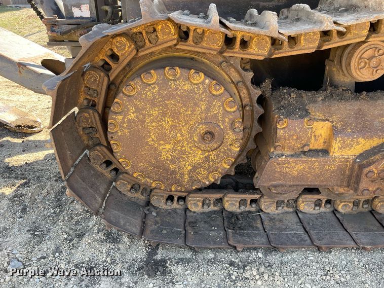 image for item LJ9609 1987 Dresser TD20G  dozer with Bron tile plow