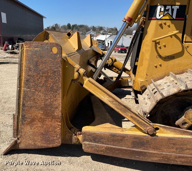 image for item LJ9611 Caterpillar D6H XL Series II  dozer