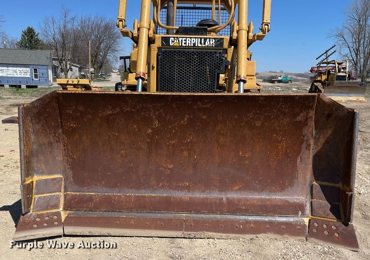 image for item LJ9611 Caterpillar D6H XL Series II  dozer