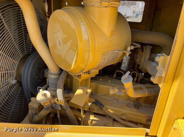 image for item LJ9611 Caterpillar D6H XL Series II  dozer