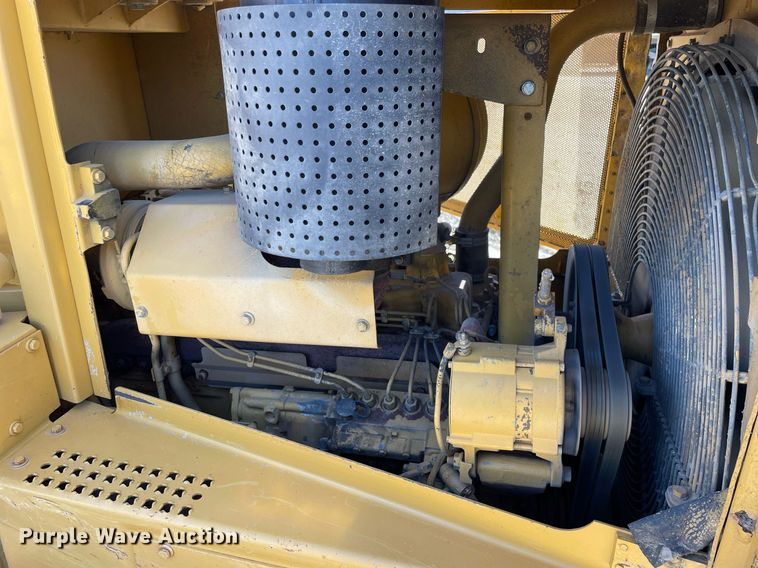 image for item LJ9611 Caterpillar D6H XL Series II  dozer