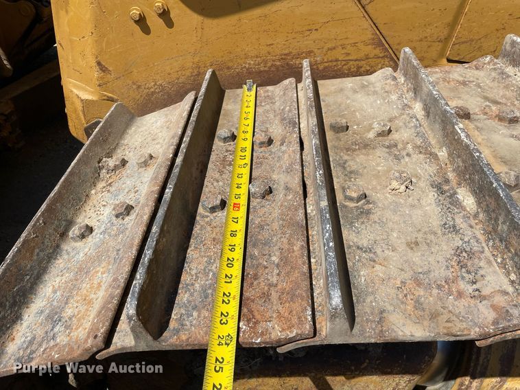 image for item LJ9611 Caterpillar D6H XL Series II  dozer