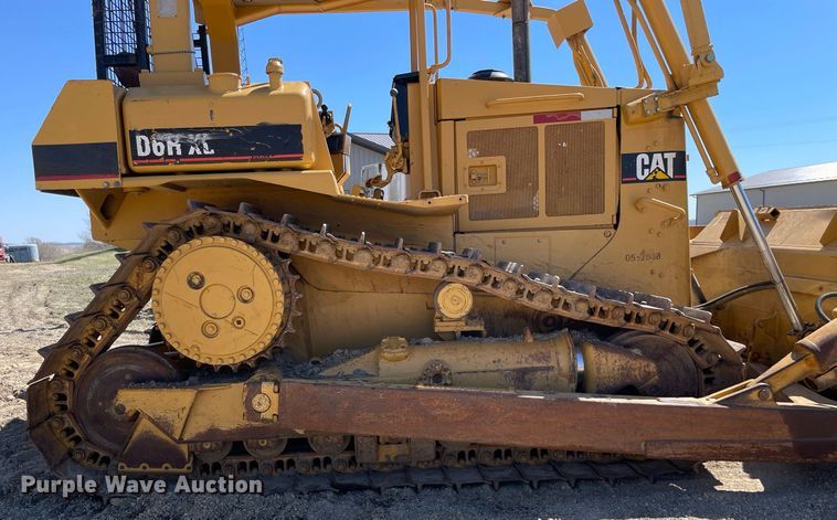 image for item LJ9611 Caterpillar D6H XL Series II  dozer