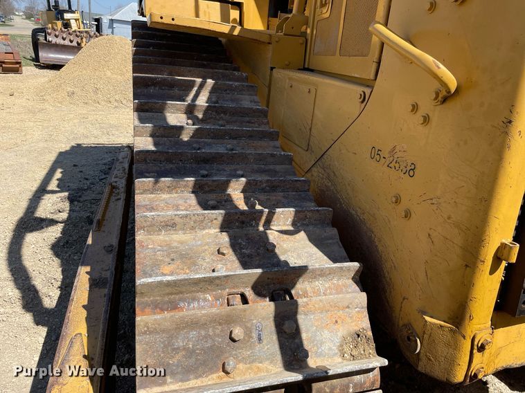 image for item LJ9611 Caterpillar D6H XL Series II  dozer