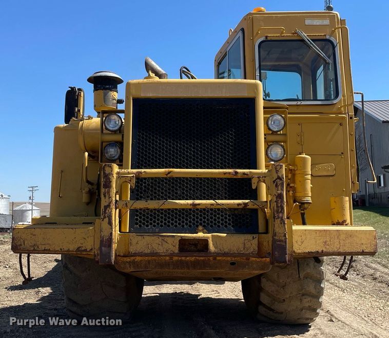 image for item LJ9612 1986 Caterpillar 621B  conventional scraper
