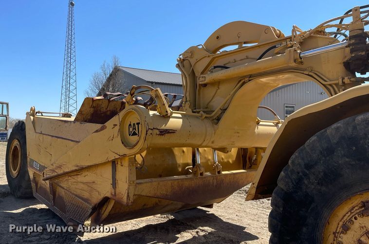 image for item LJ9612 1986 Caterpillar 621B  conventional scraper
