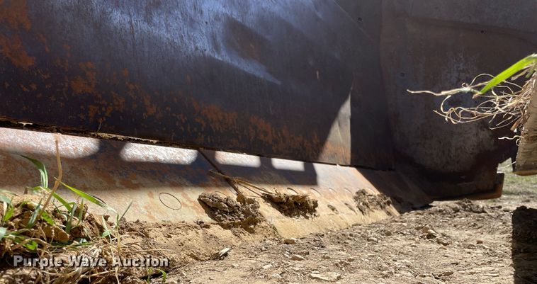 image for item LJ9612 1986 Caterpillar 621B  conventional scraper