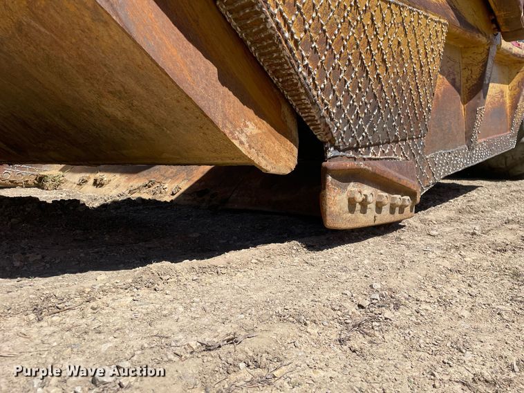 image for item LJ9612 1986 Caterpillar 621B  conventional scraper