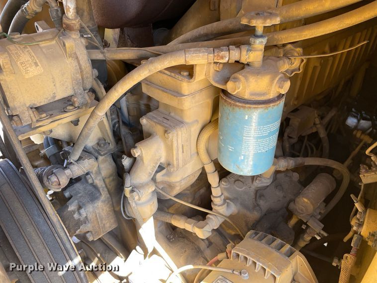 image for item LJ9612 1986 Caterpillar 621B  conventional scraper