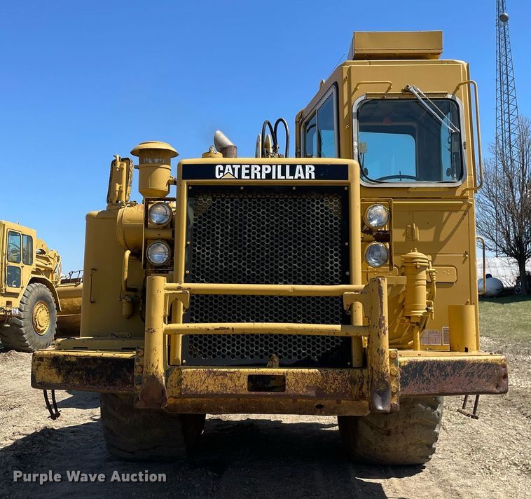 image for item LJ9613 1982 Caterpillar 621B  conventional scraper