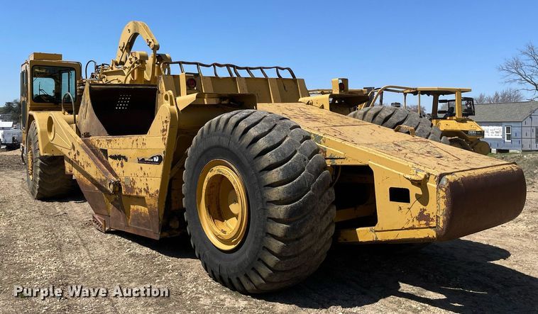 image for item LJ9613 1982 Caterpillar 621B  conventional scraper