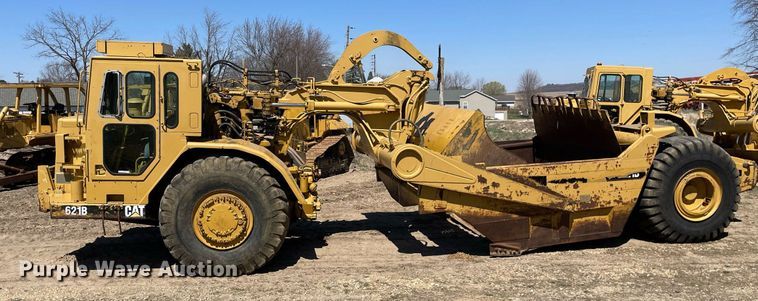 image for item LJ9613 1982 Caterpillar 621B  conventional scraper