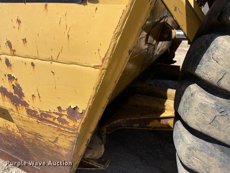 image for item LJ9613 1982 Caterpillar 621B  conventional scraper