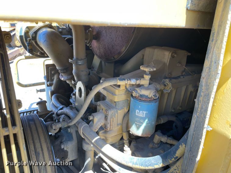 image for item LJ9613 1982 Caterpillar 621B  conventional scraper
