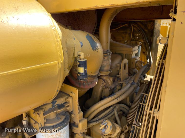 image for item LJ9613 1982 Caterpillar 621B  conventional scraper